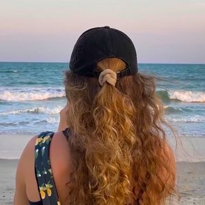 Meet your Posher, Hunter